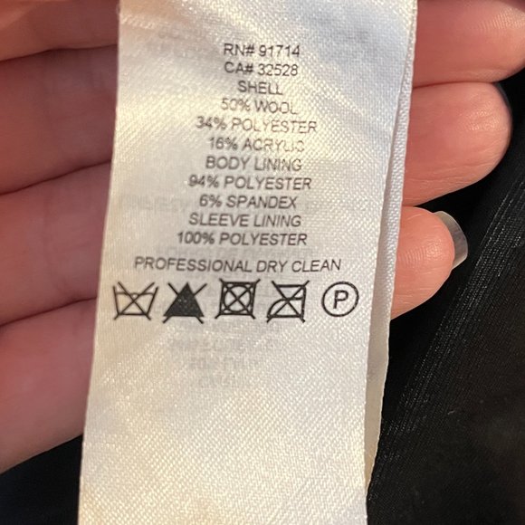 Armani Exchange Top Coat - Geometric Print size Medium - Picture 7 of 7